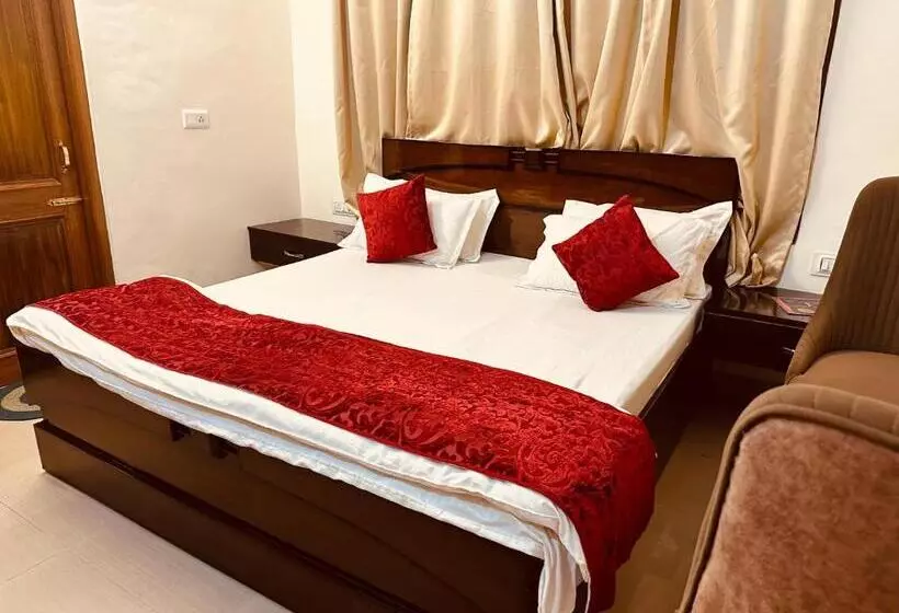 Hotelli Aston Hills , Shimla