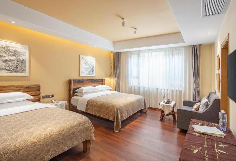 Hotel Guilin Village Creek Inn  Free Shuttle Bus To Train Railway Station Over 3 Nights One Way