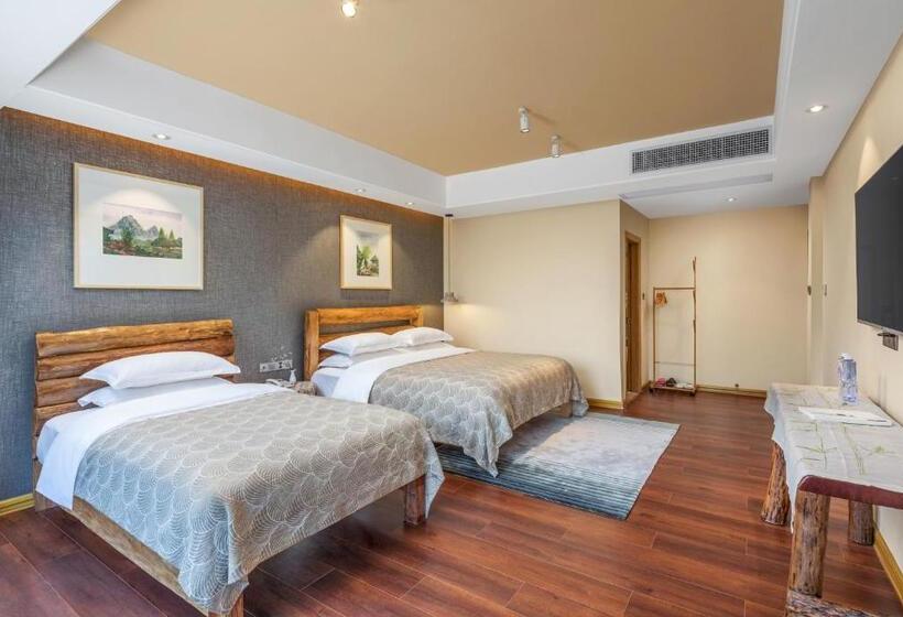 Hotel Guilin Village Creek Inn  Free Shuttle Bus To Train Railway Station Over 3 Nights One Way
