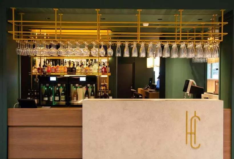 Hotelli Hôtel De La Cité