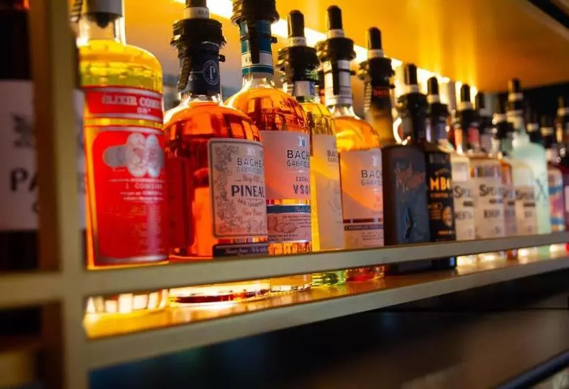 Hotelli Hôtel De La Cité