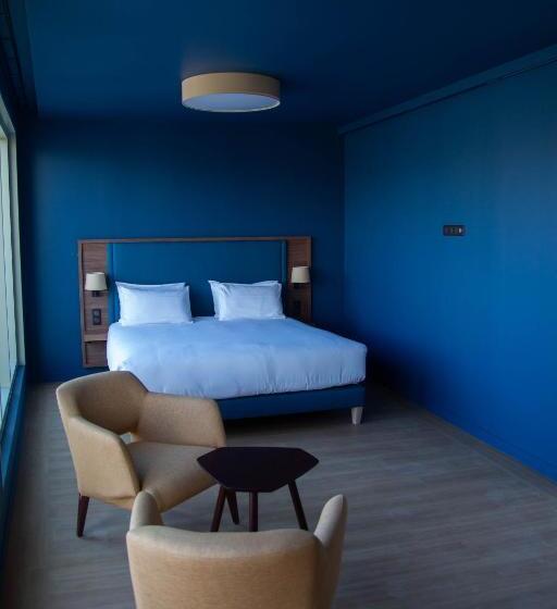 Отель Hôtel De La Cité