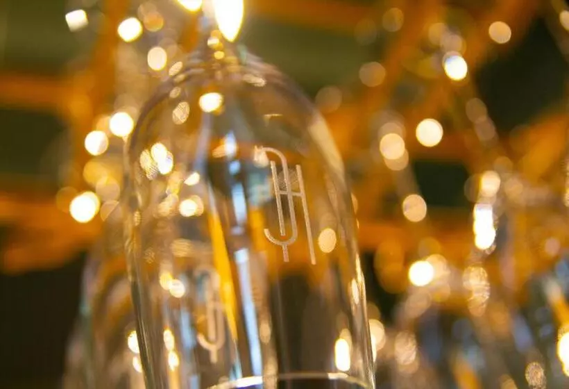 Hotelli Hôtel De La Cité