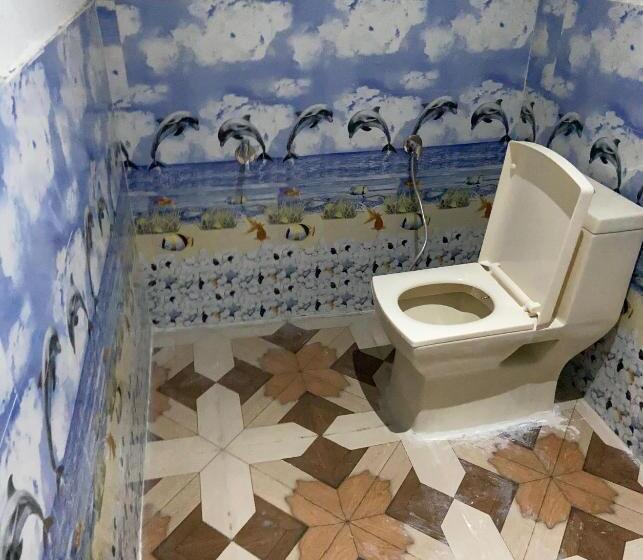 בית מלון כפרי Oyo 81257 Royal Guest House