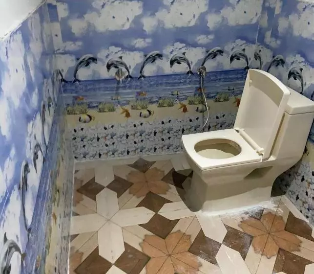 Hotelli Oyo 81257 Royal Guest House
