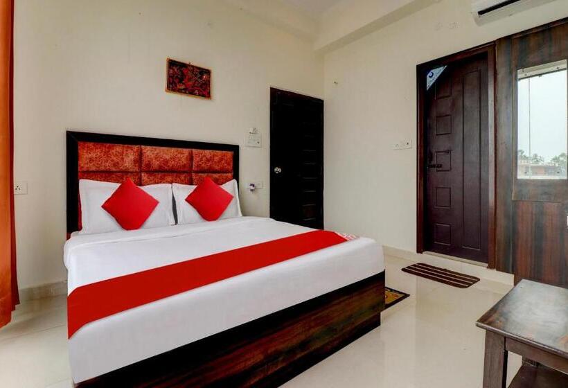 בית מלון כפרי Oyo Flagship R1 Home Stay