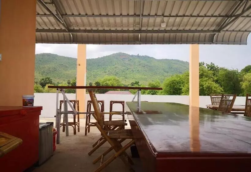 هتل Pottery Garden Villa