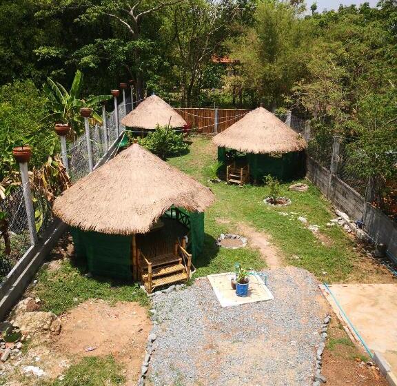 هتل Pottery Garden Villa