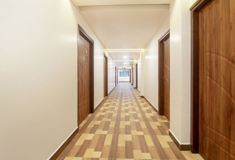 Hotel Treebo Elite Plaza, 700 Mtrs From Madikeri Fort