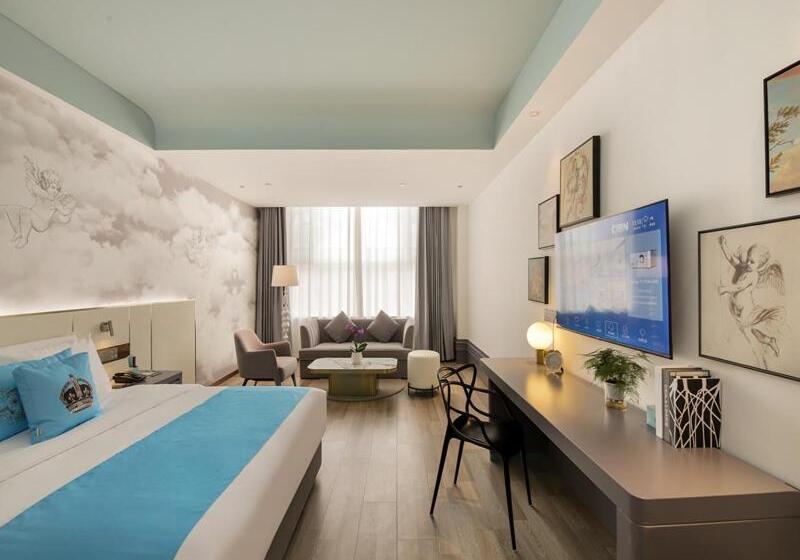 Lanou Hotel Taikoo Li Night Market Kuqa City