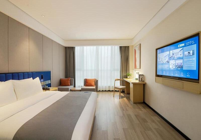 Lanou Hotel Taikoo Li Night Market Kuqa City