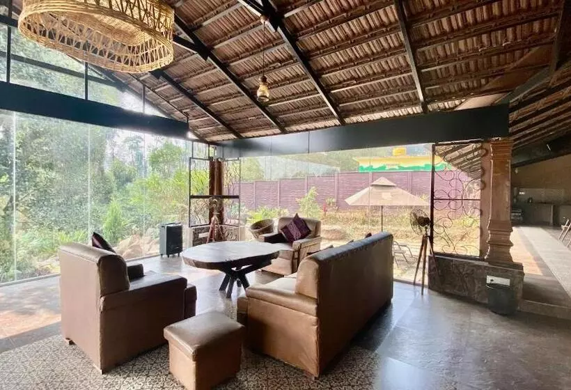 ペンション Willostays Villa Tranquil De Susanj
