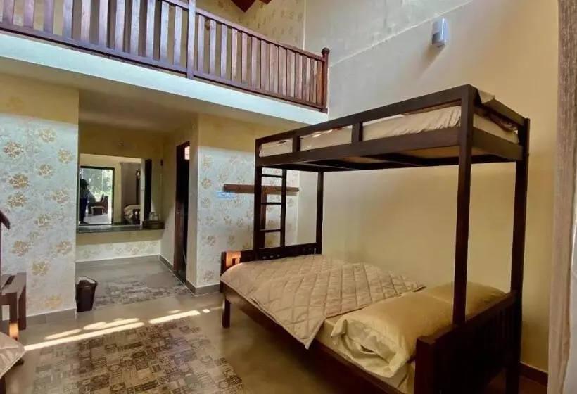 ペンション Willostays Villa Tranquil De Susanj