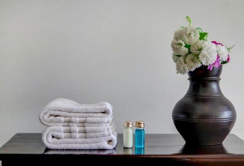 Collection O Hotel Swagath Pride