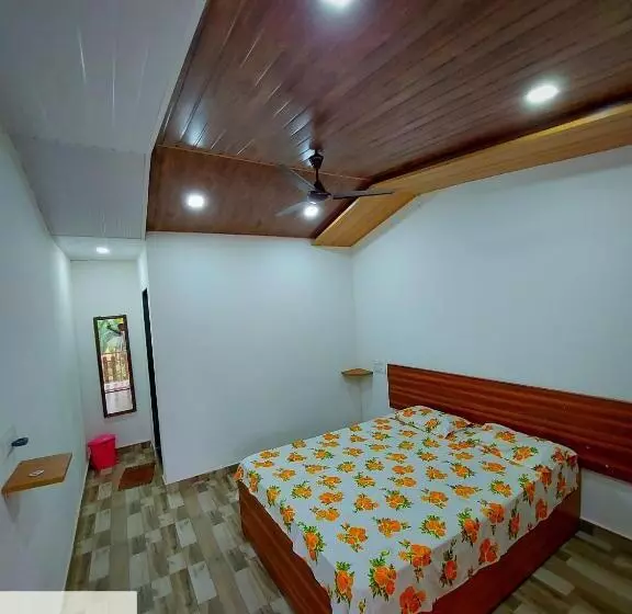 Hotelli Coconut Garden Beach House