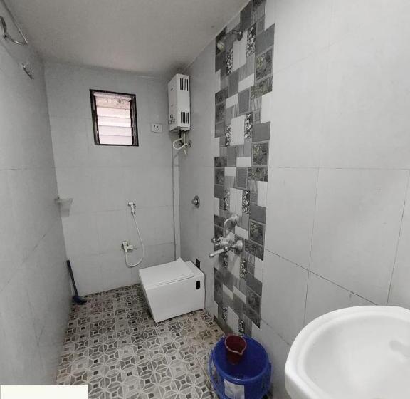 Hotel Coconut Garden Beach House