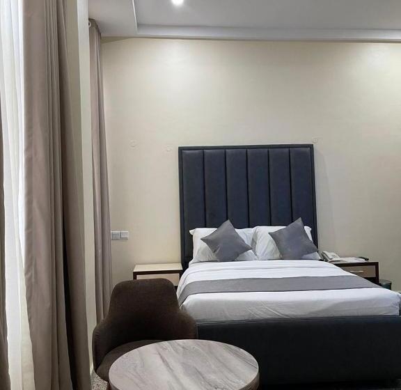 هتل De Silver Green Luxury