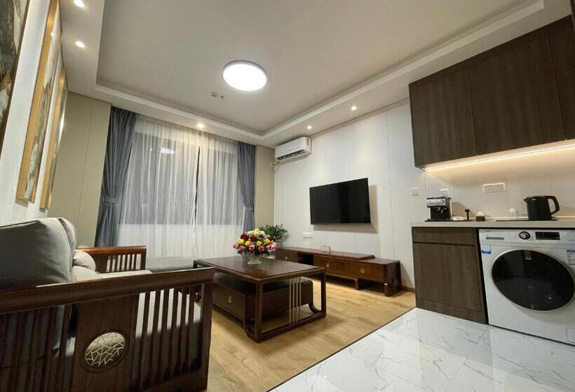 هتل Escale International