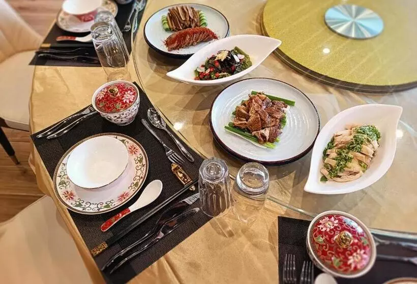 هتل Escale International