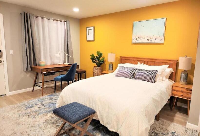 ホテル Lake Front Resort