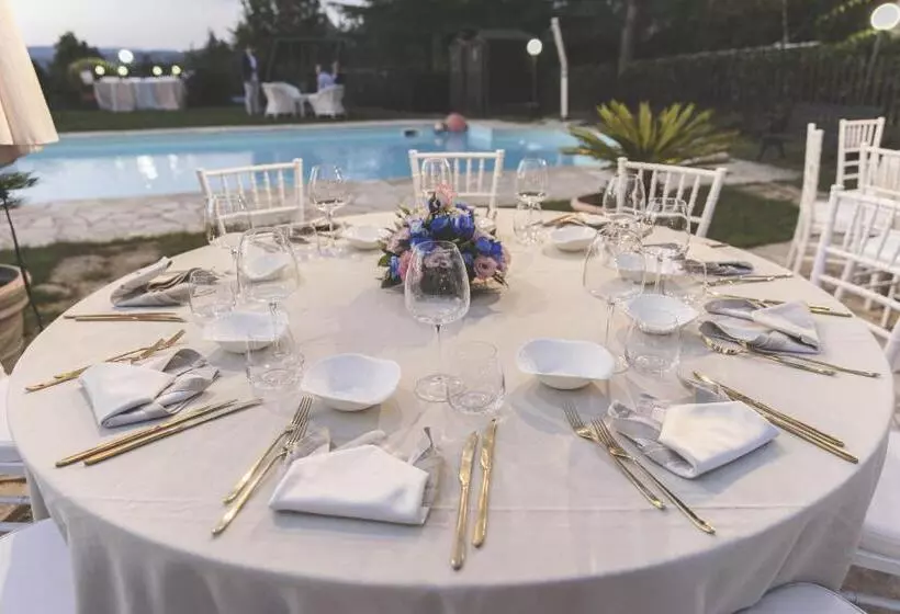 ホテル Lavanda Ad Antico Casale  700