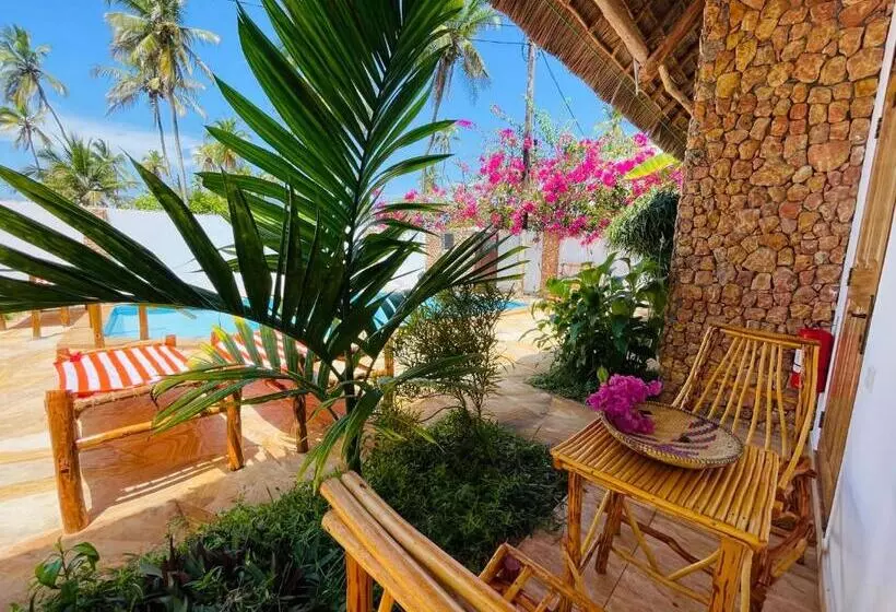 Hotelli Lulu Bungalows