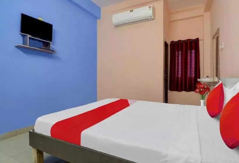 ホテル Pop Tirumala Lodge