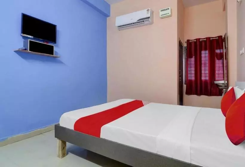 ホテル Pop Tirumala Lodge