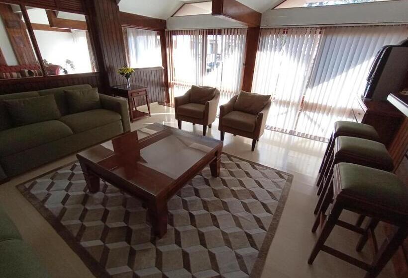 هتل Residencial Pousada Do Serrano