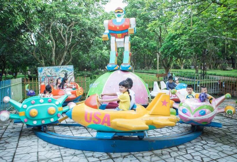 هتل Vresort Kim Boi Hoa Binh