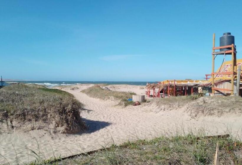 Pension Calavera Beach Hostel