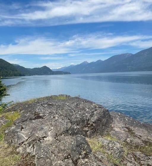 Pension Paridisio  In Ainsworth Hot Springs