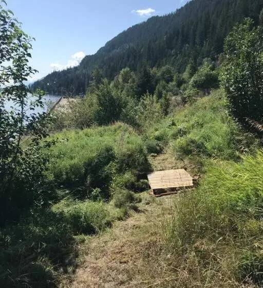ペンション Paridisio  In Ainsworth Hot Springs