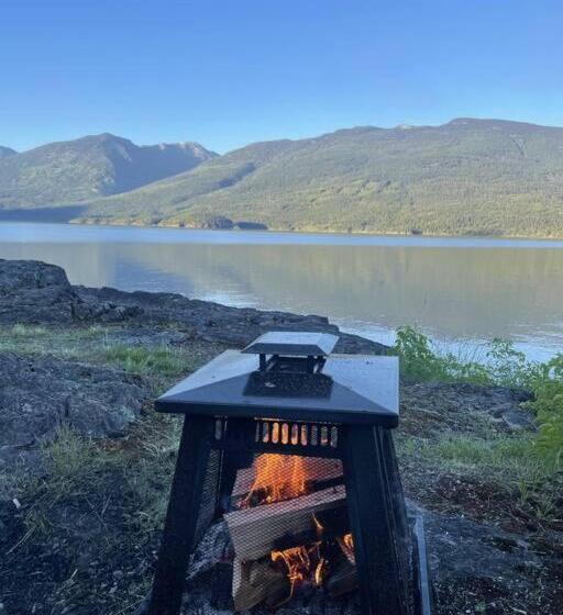 Pension Paridisio  In Ainsworth Hot Springs