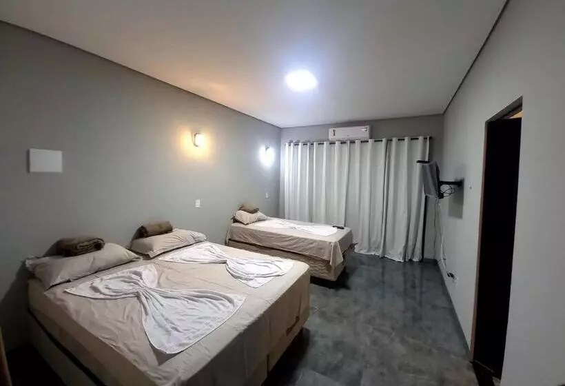 هاستل Fervedouro E Pousada Por Enquanto
