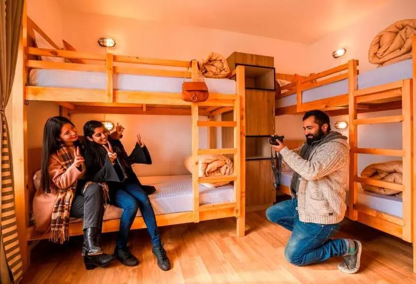 Retkeilymaja Zostel Sissu