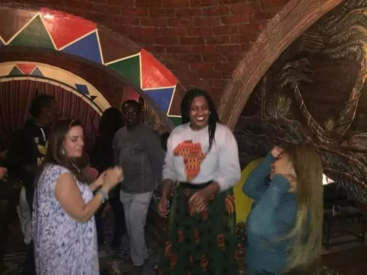 تختخواب و صبحانه Lawanda Nubian House