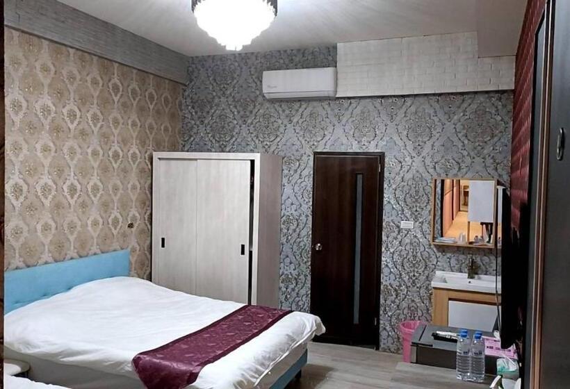 تختخواب و صبحانه Leading Inn 立鼎民宿