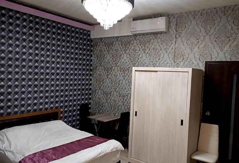 تختخواب و صبحانه Leading Inn 立鼎民宿