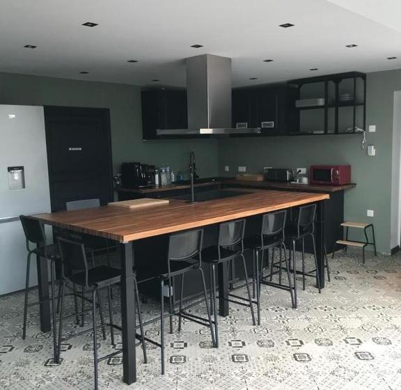 민박 Pause Nature Sorbais Gîte 2 Personnes Avec Grand Spa Privatif, Streaming Et Arrivée Autonome