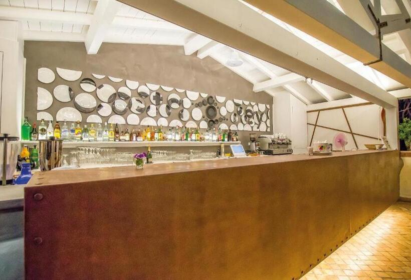 호텔 Costa Rey Wellness & Spa Resort