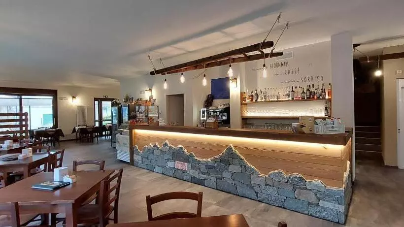 Hotelli Locanda Della Luna