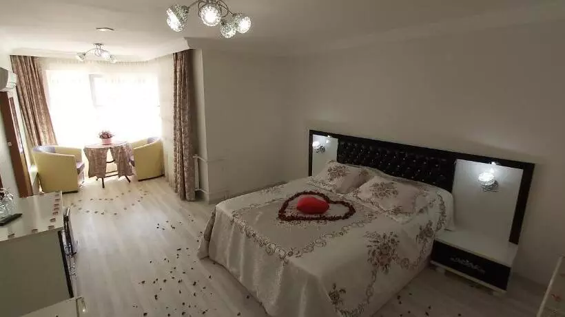 Hotelli Nahi̇ta