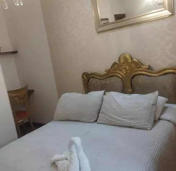 ホテル Salamina Highs