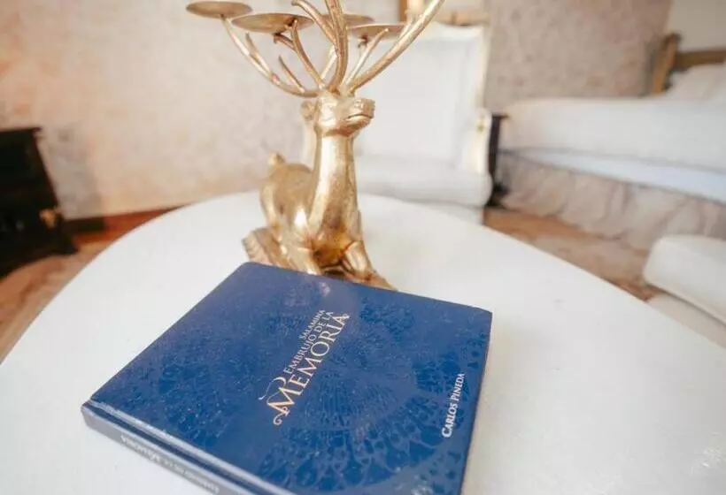 ホテル Salamina Highs