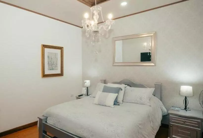 ホテル Salamina Highs