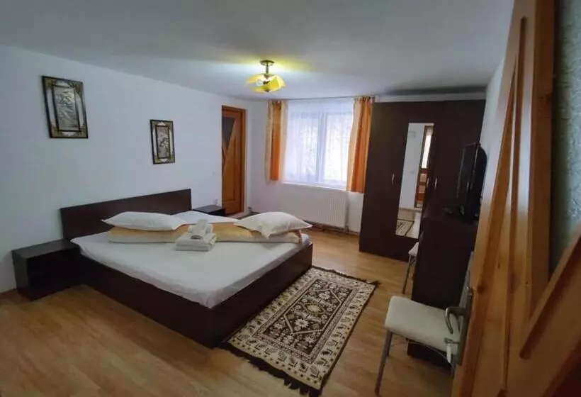Majatalo Casa Maria Moieciu C