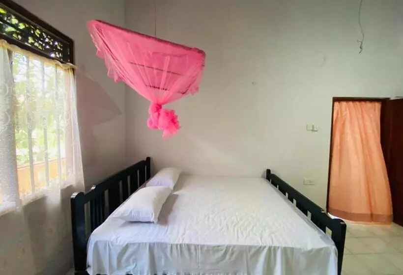 Majatalo Chao Beach Villa