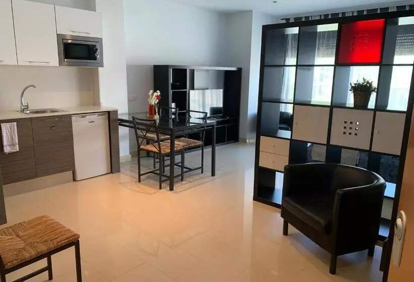پانسیون Room In Lodge   Beautiful And Cozy Loft In The Center, Maryha Loft