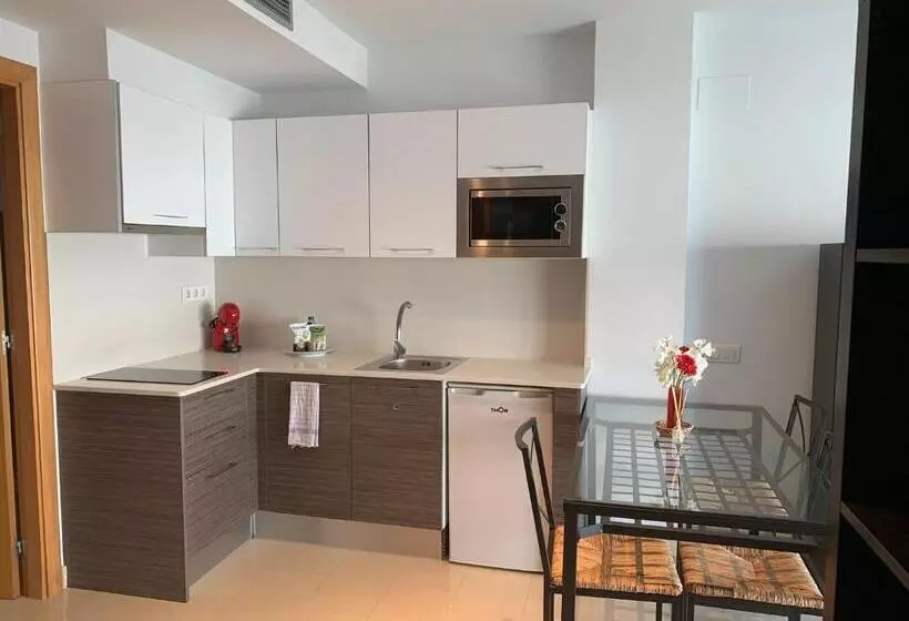 پانسیون Room In Lodge   Beautiful And Cozy Loft In The Center, Maryha Loft